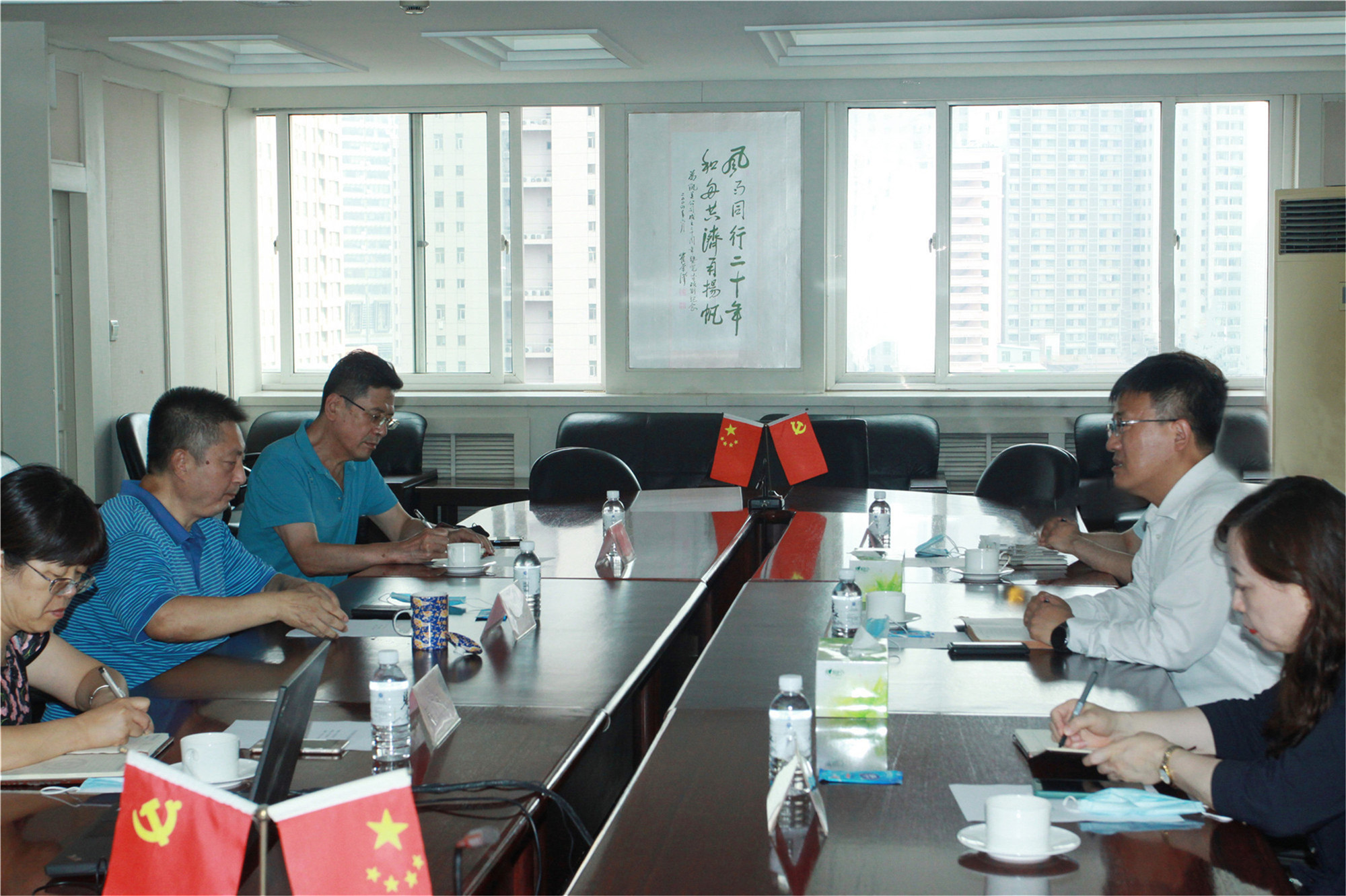 大連市中山區(qū)委書記張洪喜來我公司走訪調(diào)研