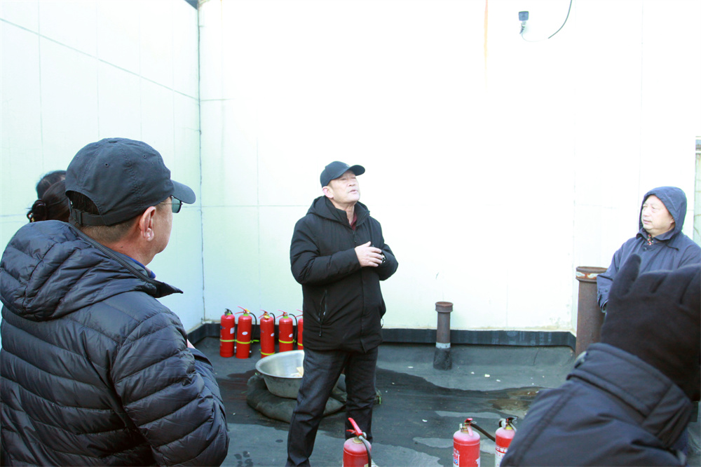 大連凱美進(jìn)出口集團(tuán)有限公司舉行消防應(yīng)急演練活動